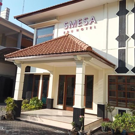 Smesa Edotel Syariah Surabaya Mitra Reddoorz Wonokromo Exterior foto